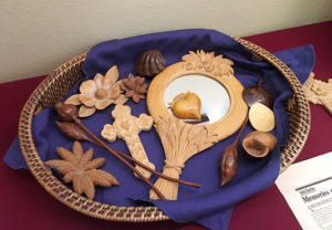 Roberto Mario Tacchi, wood carvings